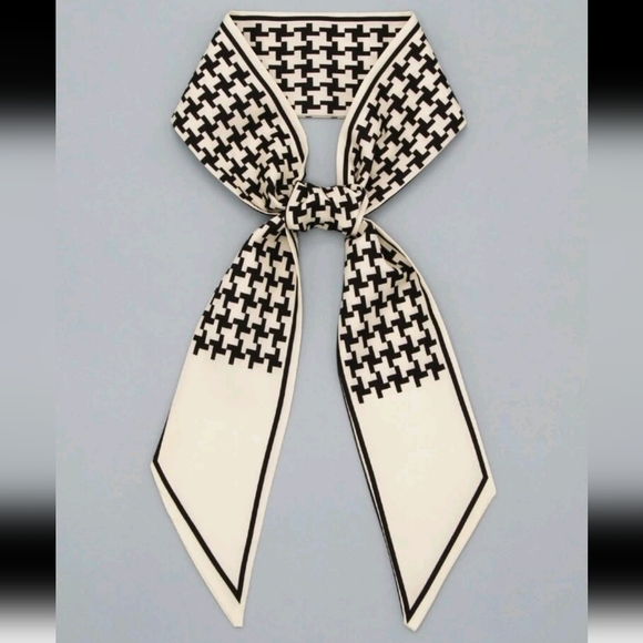 Twilly skinny houndstooth off white black bag purse scarf set of two NEW 2/$30 - Picture 10 of 11